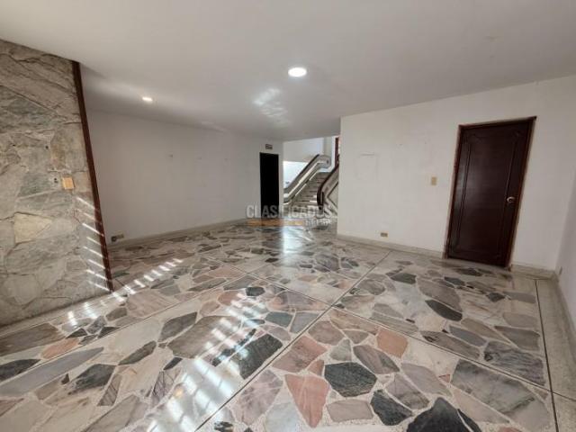 Casas, Venta en Santa Mónica Residencial