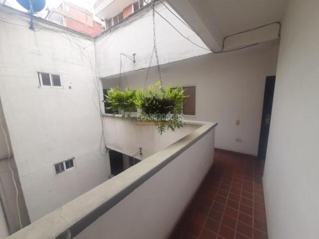 Apartaestudios, Venta en Miraflores