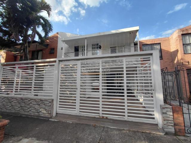 Casas, Venta en Valle del Lili