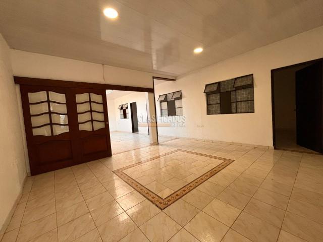 Casas, Venta en Bretaña