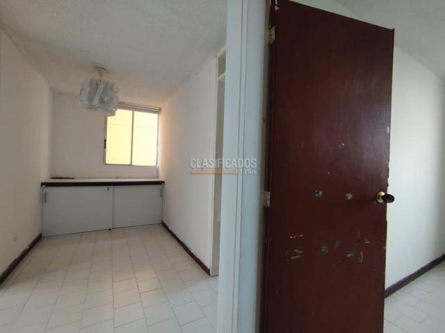 Apartamentos, Alquiler en Bosques del Limonar