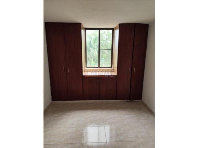 Apartamentos, Venta en Bosques Cañaveralejo