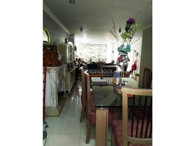 Casas, Venta en La Carolina