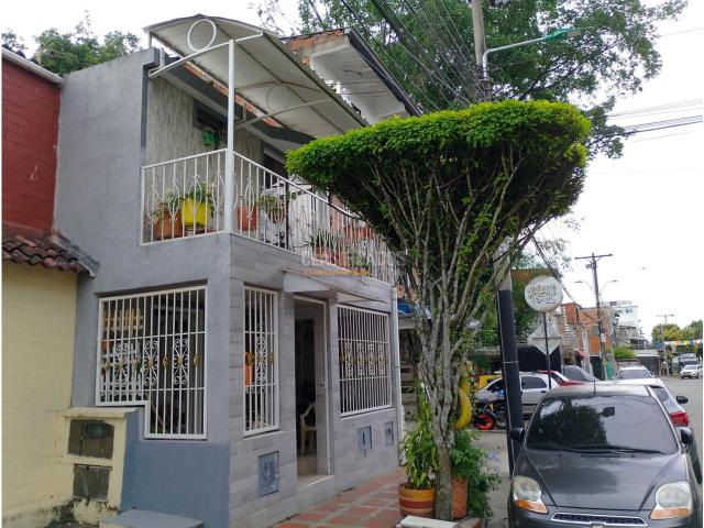 Casas, Venta en Villa del Prado