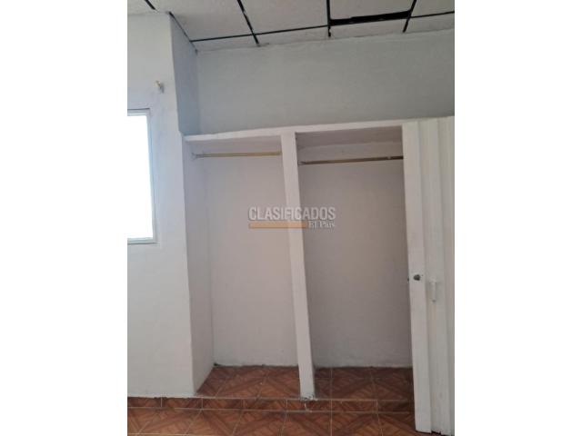 Apartamentos, Alquiler en Cristóbal Colón