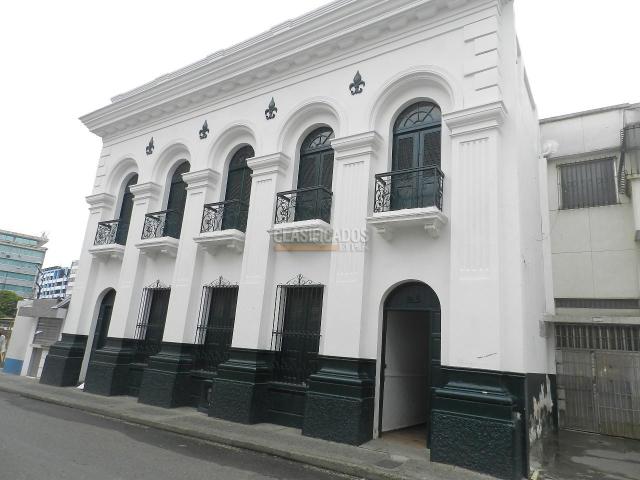 Oficinas y Consultorios, Venta en San Pascual