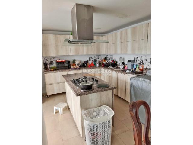 Casas, Venta en Nueva Tequendama