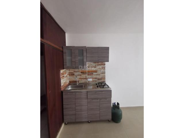 Apartaestudios, Alquiler en Champagñat