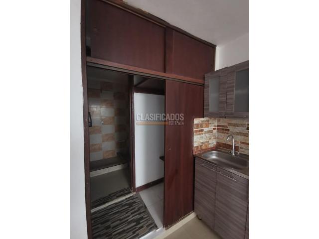 Apartaestudios, Alquiler en Champagñat