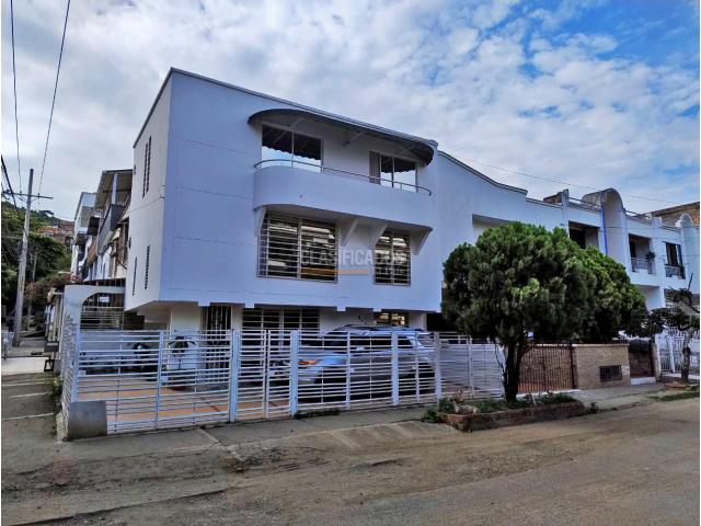 Casas, Venta en El Bosque