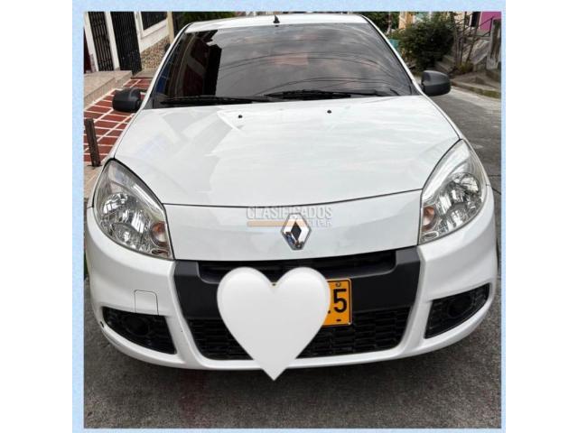 Renault Sandero 2015