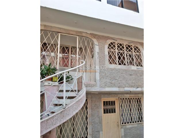 Casas, Venta en Nápoles