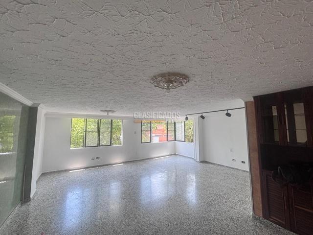 Apartamentos, Venta en Bosques del Limonar