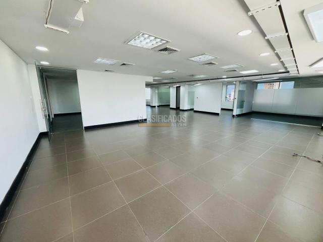 Oficinas y Consultorios, Alquiler en Santa Mónica Central