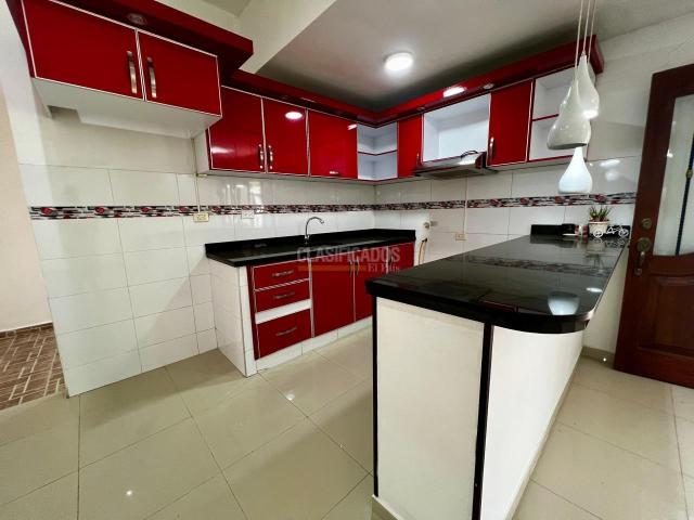 Casas, Venta en Prados del Norte