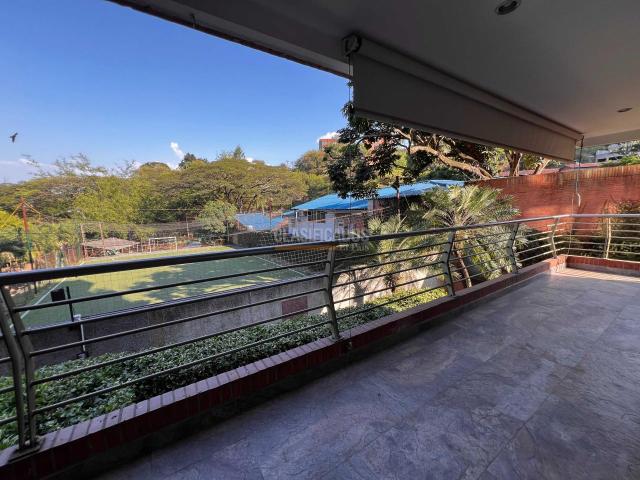 Apartamentos, Venta en Menga