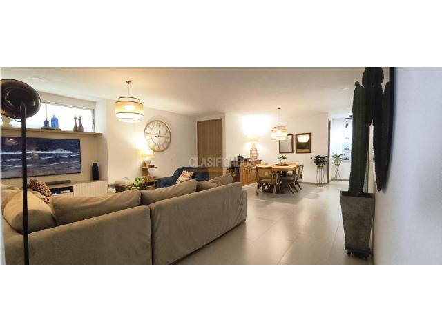 Apartamentos, Venta en Santa Mónica Residencial