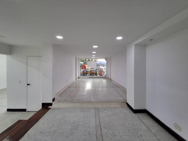 Locales y Bodegas, Alquiler en Versalles