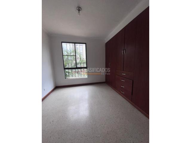 Apartamentos, Alquiler en El Refugio