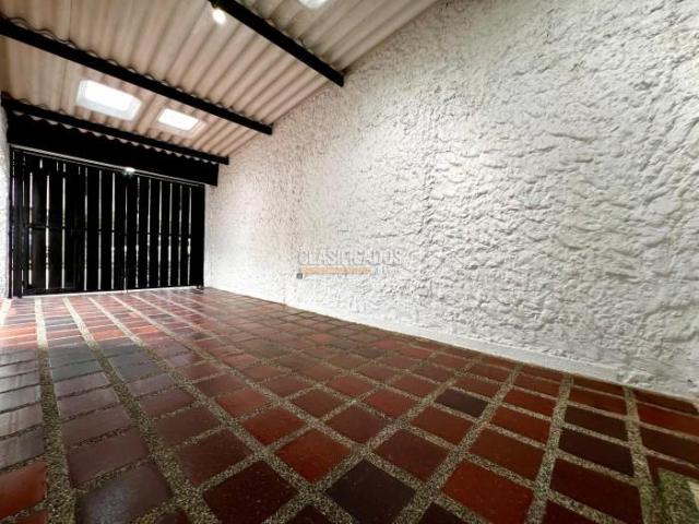 Casas, Venta en El Refugio