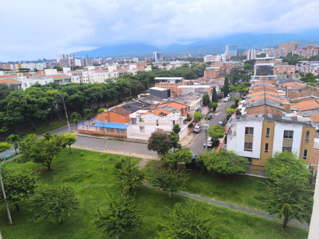 Apartamentos, Venta en Valle del Lili