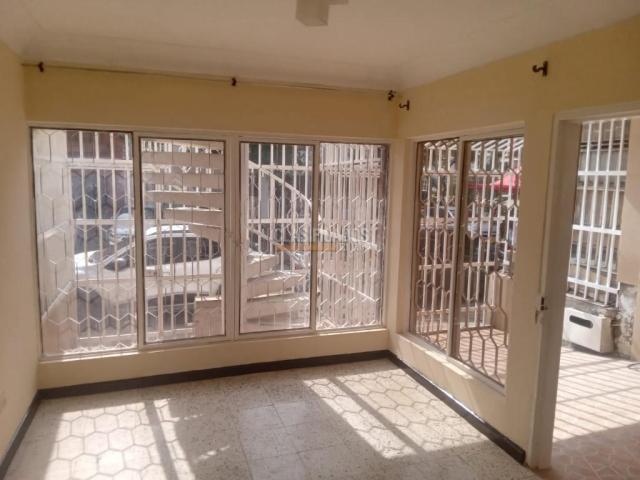 Casas, Alquiler en Nueva Base