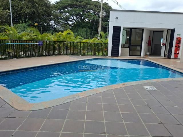 Apartamentos, Venta en Valle del Lili