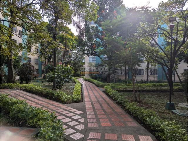 Apartamentos, Venta en Cañaverales