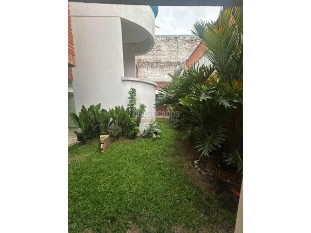 Apartamentos, Alquiler en Ciudad Jardín