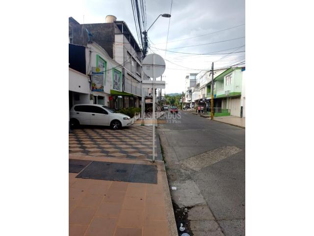 Locales y Bodegas, Alquiler en Dos Quebradas