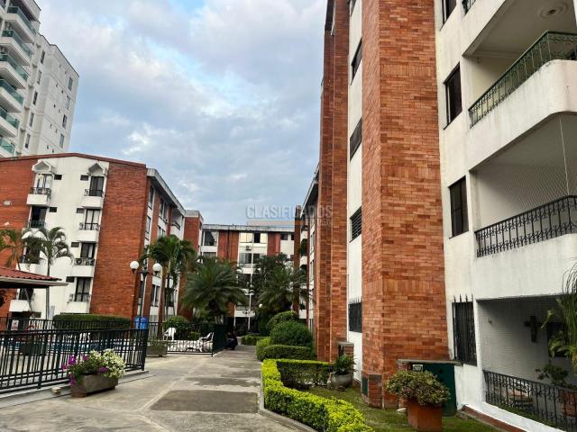 Apartamentos, Venta en La Flora