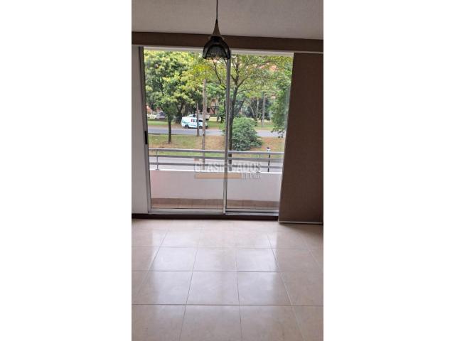 Apartamentos, Venta en Valle del Lili