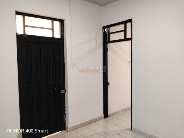 Casas, Alquiler en Porvenir