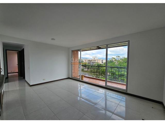 Apartamentos, Venta en Valle del Lili