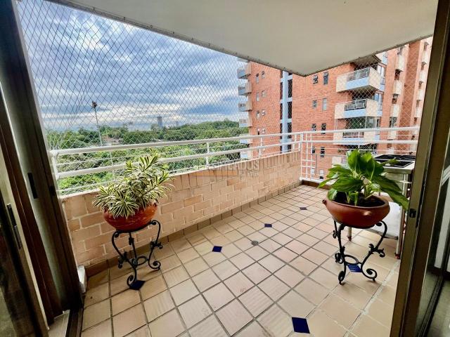 Apartamentos, Venta en Ciudad Jardín