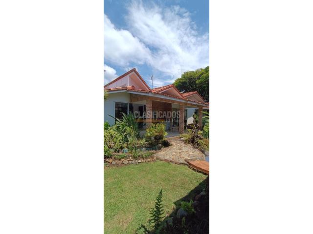 Casas, Alquiler en Pance