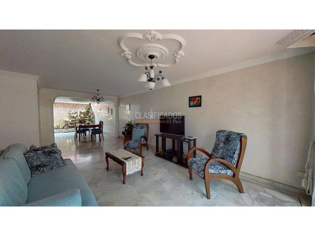 Casas, Venta en El Refugio