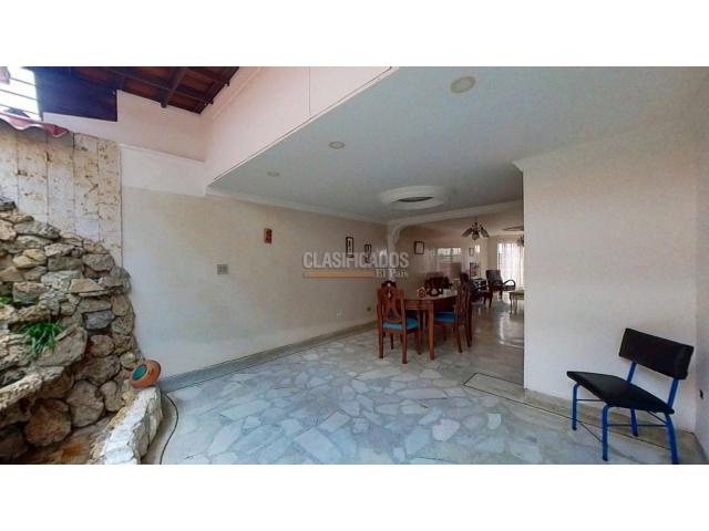 Casas, Venta en El Refugio