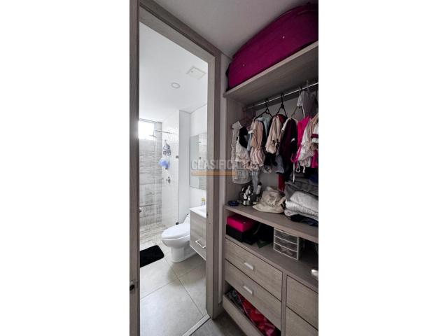 Apartamentos, Venta en Valle del Lili