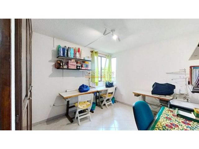 Apartamentos, Venta en Santa Ana