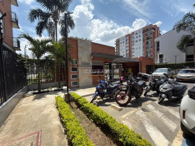 Apartamentos, Alquiler en Ciudad Melendez