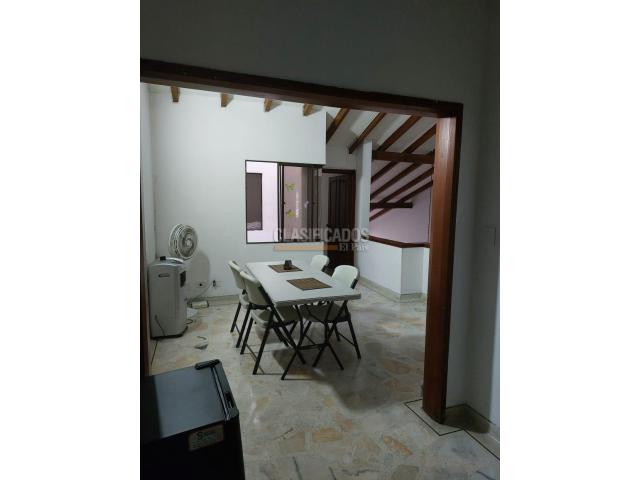 Casas, Venta en La Flora