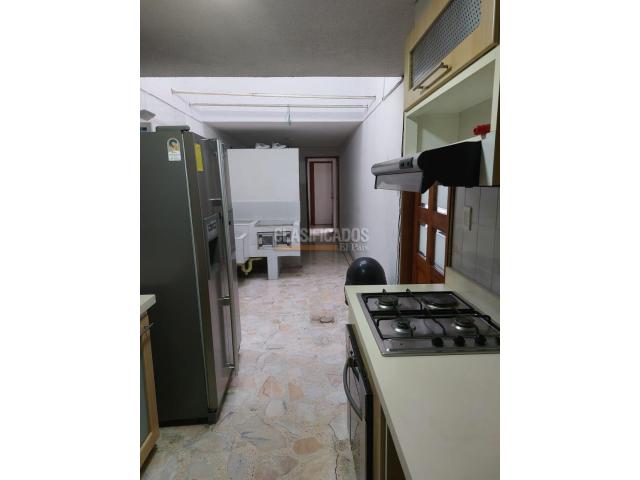 Casas, Venta en La Flora