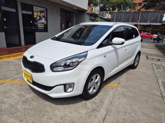 Kia Carens 2017
