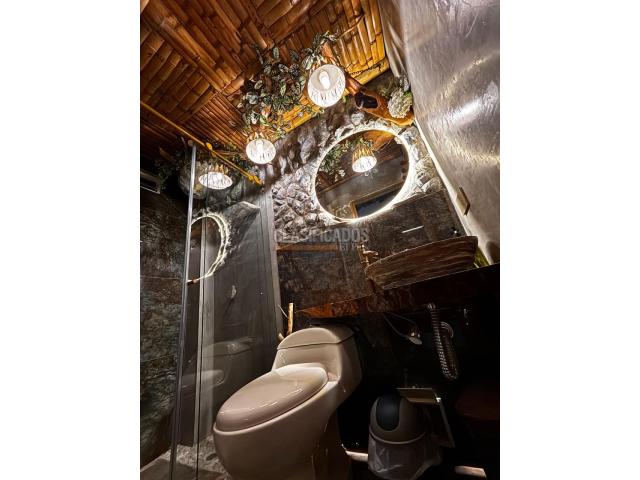 Edificios, Venta en Salomia