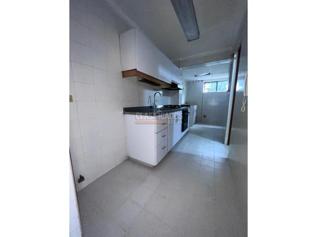 Apartamentos, Alquiler en El Refugio