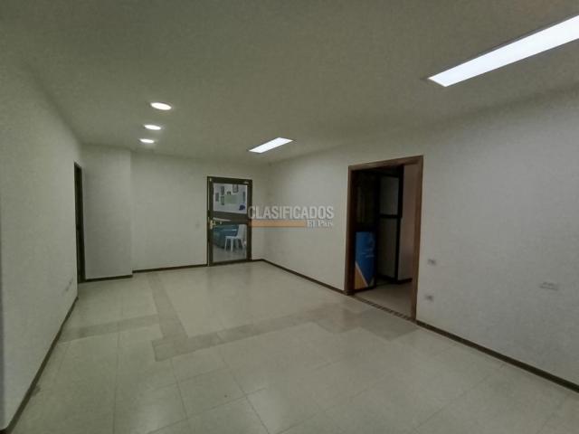 Oficinas y Consultorios, Alquiler en El Cedro