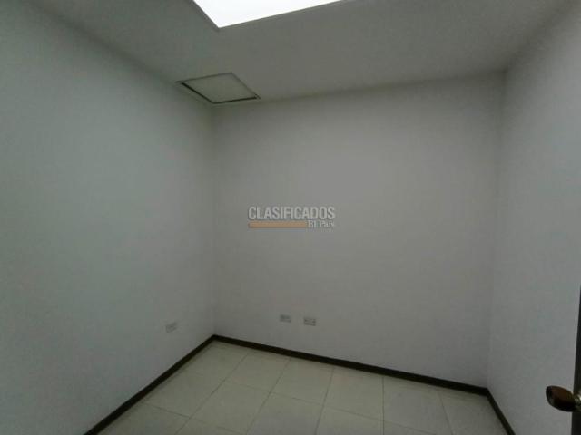 Oficinas y Consultorios, Alquiler en El Cedro