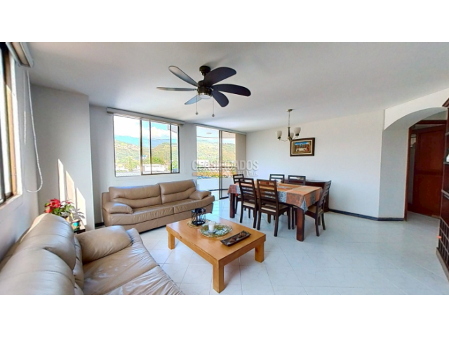 Apartamentos, Venta en El Refugio