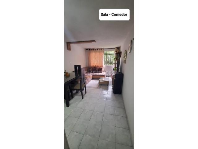 Apartamentos, Venta en Cañaverales